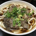 丸徳 - ホルモンうどん500円（税込）