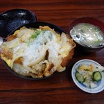 山下食堂 - かつ丼