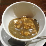 ロウホウトイ - ピータン豆腐