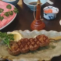 荒井屋 本店 - 「牛串焼」750円