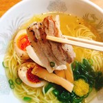 ラーメン河 - 分厚いチャーシュー♡