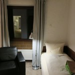 Hotel Land Gut Hohne - シングルルームの様子。