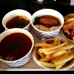 マウリ - カレー、パスタ、ポテト！