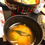 神戸館 - 赤だし？？？