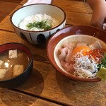 だいだいや - 長男が頼んだ
      漁師のぶっかけ卵めし
      作成前