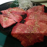 焼肉 しんうち 神楽坂 - 熟成上タン,熟成タン
