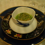 サザエのタルタルと生姜のブランマンジェ