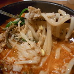 韓国家庭料理 ヌナの家 - ユッケジャンうどん