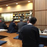 かず味家 - 店内