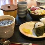 白壁カフェ花ごよみ - 