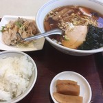 中国菜館 岡田屋 - 