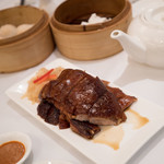 Metropol Restaurant - 豚です