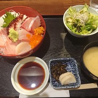 旬鮮魚菜 くじら - 海鮮丼・ドリンク付き（1,200円・税込）