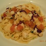 自家製パスタ。トマトソース＆魚介類