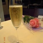 イル・バッフォーネ - シャンパン