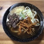 大賀うどん - きんぴらうどん500円  トッピング肉100円