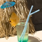 ライオン食堂 - オリジナルカクテル：長浜ブルー