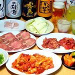 Shichirin Yakiniku Wakabaya - 4000円コース（２人前、飲み放題90分付） 塩タン･塩トントロ･ロース･カルビ･ホルモン…＋デザート。 