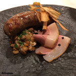 カーサ・デル・チーボ - 猪肉のサルシッチャとフェッティーネ レンズ豆添え