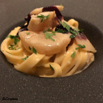 カーサ・デル・チーボ - 帆立貝柱とラディッキオのクリームソース