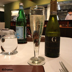 カーサ・デル・チーボ - アペリティーボは発泡ワインの『G』