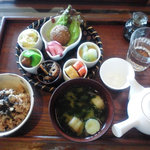 じねんや - 花かご弁当「一段」。