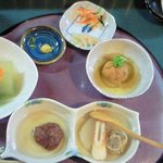 おでん め組 - 【'11/06/22撮影】本日の定食 1050円 おでん三種、冬がん炊いたん、お芋まんじゅう、お椀