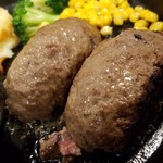 Kuroushisebun - 小清水和牛粗挽きハンバーグ180g(1480円税)です。