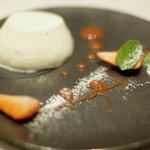 La Brianza - ランチコース 3000円 のパンナコッタ