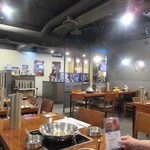 두끼  - このお店ではトッポッキ鍋がブッフェスタイルで楽しめます。
      
      