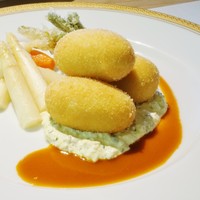 洋食 つばき - 北海道毛蟹のクリームコロッケ