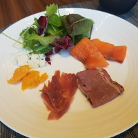 アトモス・ダイニング - 