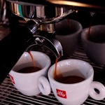 カフェラッテ - イタリアのエスプレッソマシーン使用