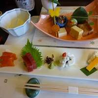 がんこ 高瀬川二条苑 - 京生ゆば豆富　華（はなやぎ）コース
