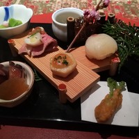 青山 星のなる木 - 小庭のような八寸