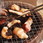 もつ専門店　もつや - 炭火焼きですので、焼きが違いました。