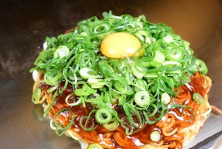 Teppan Okonomiyaki Kurahachi - くらはち焼き