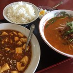 川味菜館 - 麻婆丼と坦々麺ランチ700円