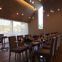 白鹿クラシックス - 20〜40人で貸切のパンケットルーム
                    立食なら60人までオーケー