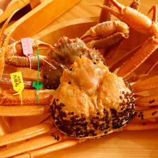 Enjoy a variety of crabs prepared in a variety of ways, including boiled, grilled, and sashimi.