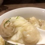 中華soba いそべ - 白旨特製ワンタン麺