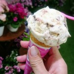 サーティワンアイスクリーム ホワイティうめだ