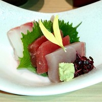 和食 鮨 日本酒 銀波 銀座店 - 鮮魚三種盛り合わせ