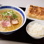 麺屋 凩 - ラーメン餃子定食