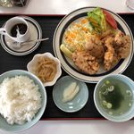 中華レストラン 東東 - からあげ定食