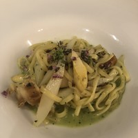 IL PINOLO 梅田 - 鮑とホワイトアスパラのパセリバターソース