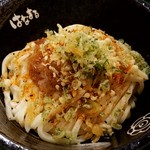 Hanamaru Udon - おろし醤油大400円