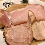 松戸富田麺業 - チャーシューアップ