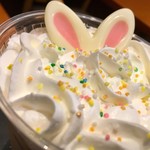 タリーズコーヒー - ふんわり ホイップクリームの中に うさ耳 ♪