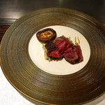 鉄板ダイニング皇 - 伊賀牛のステーキと椎茸のバター焼き